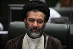 نباید اجازه داد که بساط نقد در کشور برچیده و تعطیل شود