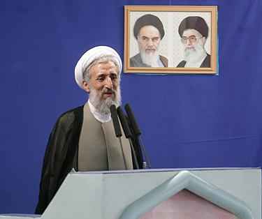 ملت باید آمادگی لازم را برای مقابله با سختی ها داشته باشد