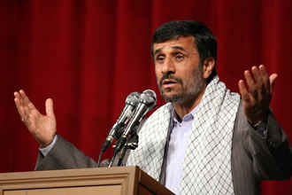احمدي نژاد:اگرمکتبی حاکم شوداما نتواند زندگی مردم رامتعالی کندنمی تواندادامه داشته باشد