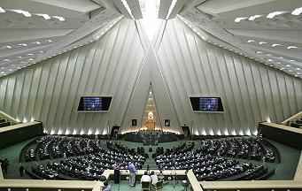 اين بودجه استهزاي قوه مقننه است اين بودجه استهزاي قوه مقننه است