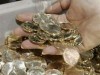 افزايش قیمت طلا در بازار داخلی بيشتر از بازارهای جهانی است